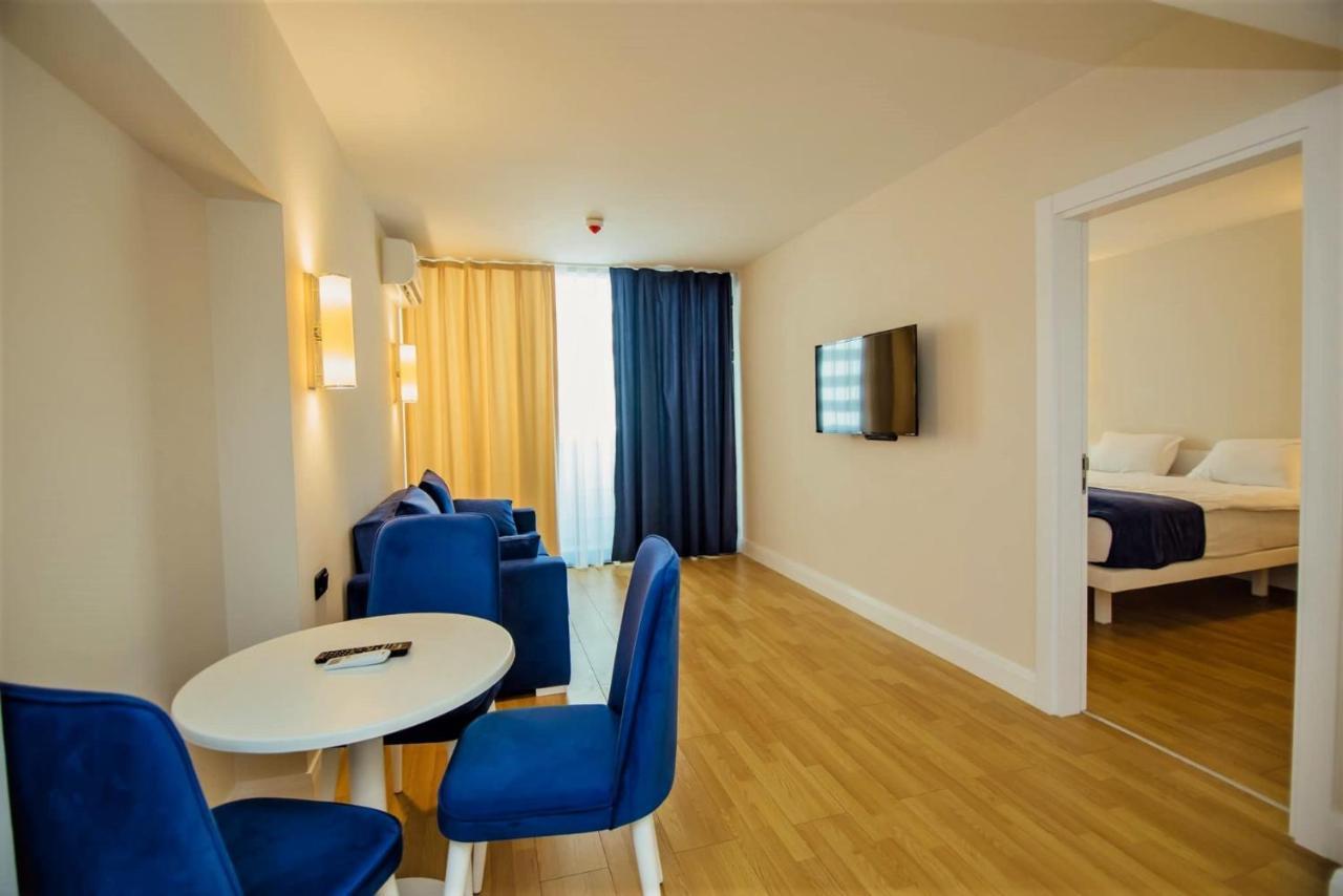 Orbi City Sea View - Special Category Aparthotel Батуми Екстериор снимка