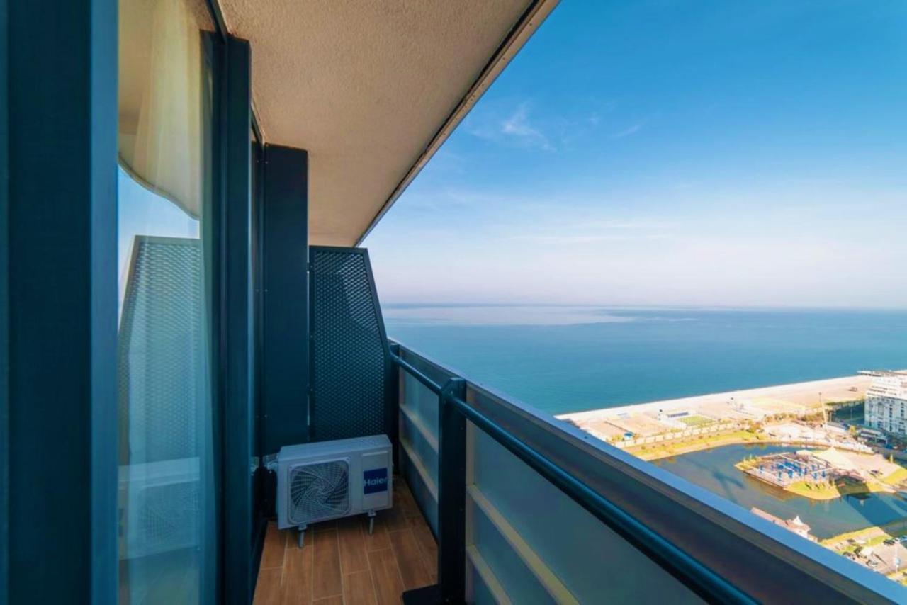 Orbi City Sea View - Special Category Aparthotel Батуми Екстериор снимка