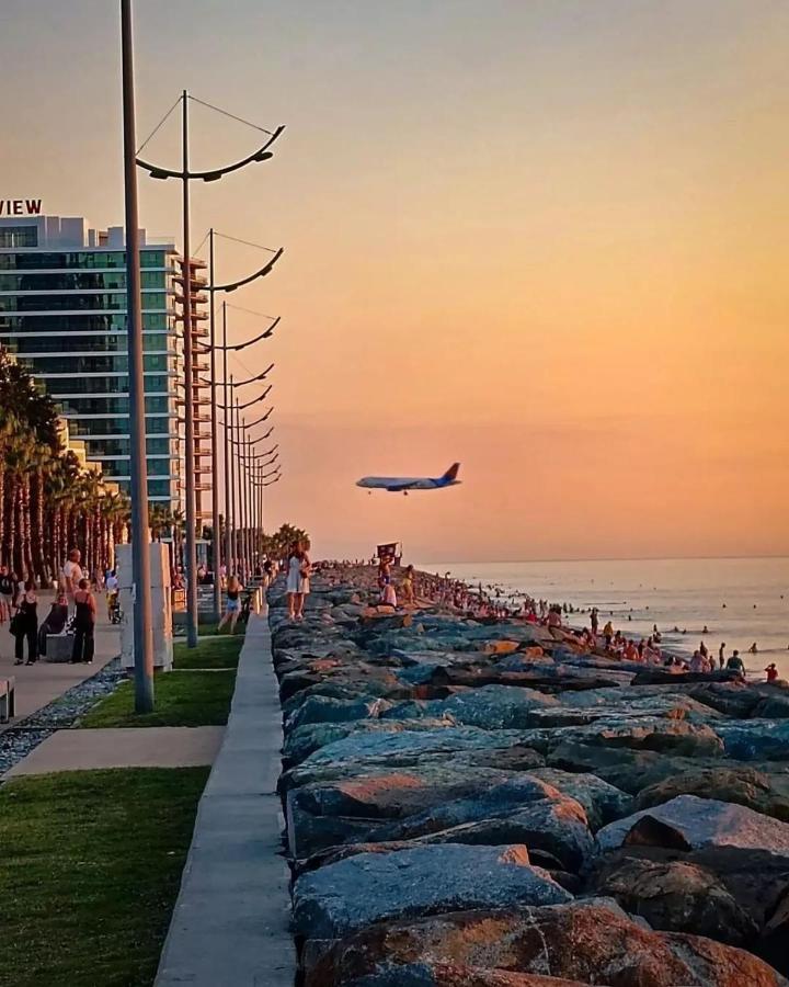 Orbi City Sea View - Special Category Aparthotel Батуми Екстериор снимка